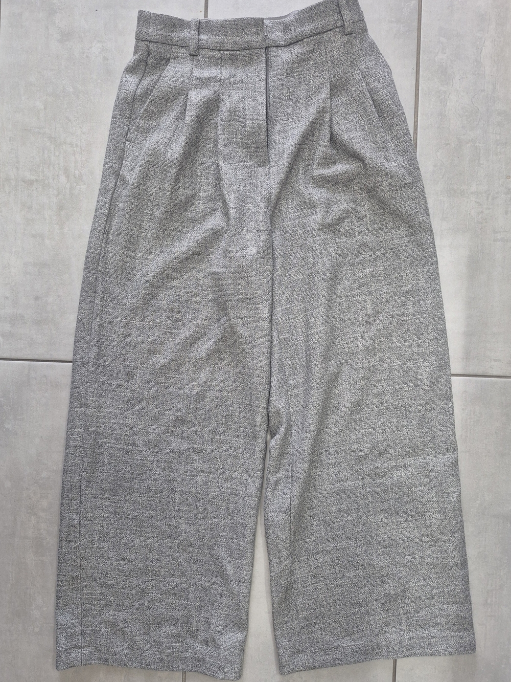 H&M Gray Wide-Leg Women’s Pants